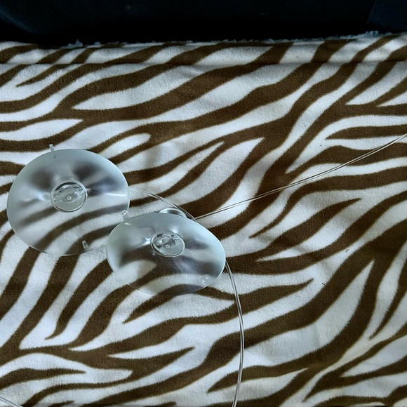 Sunny Seat Window-Mounted Cat Bed - Picture 13 of 16